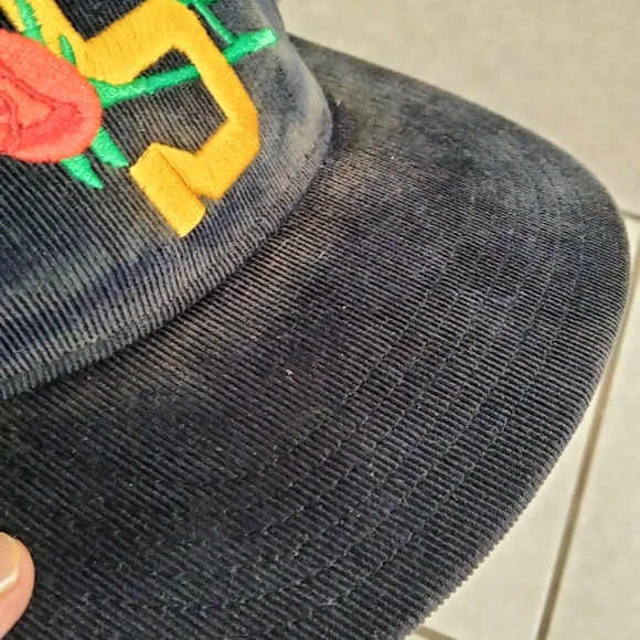 Supreme Rose Cord 5-Panel Hat faded - Picture 16 of 16